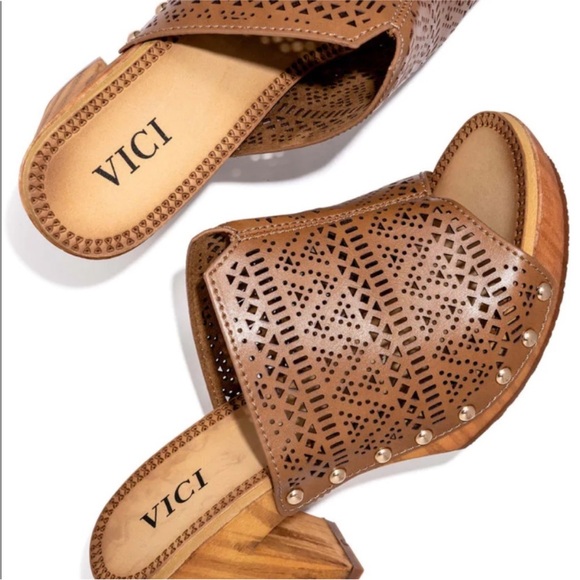 Vici Brown Textured Leather Mules - Picture 3 of 11